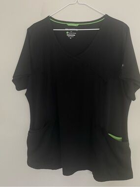 healing hands Black V-Neck Scrub Top 
Size 1X ~ Medical Staff